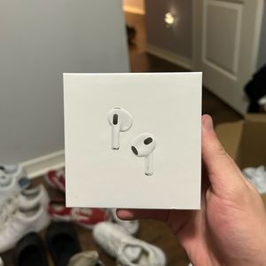 AirPod Generation 3